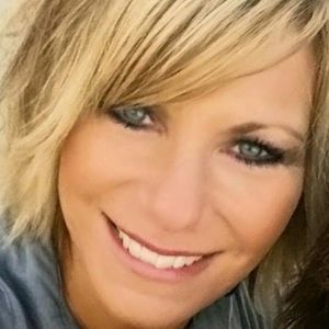 Meet your Posher, Michele